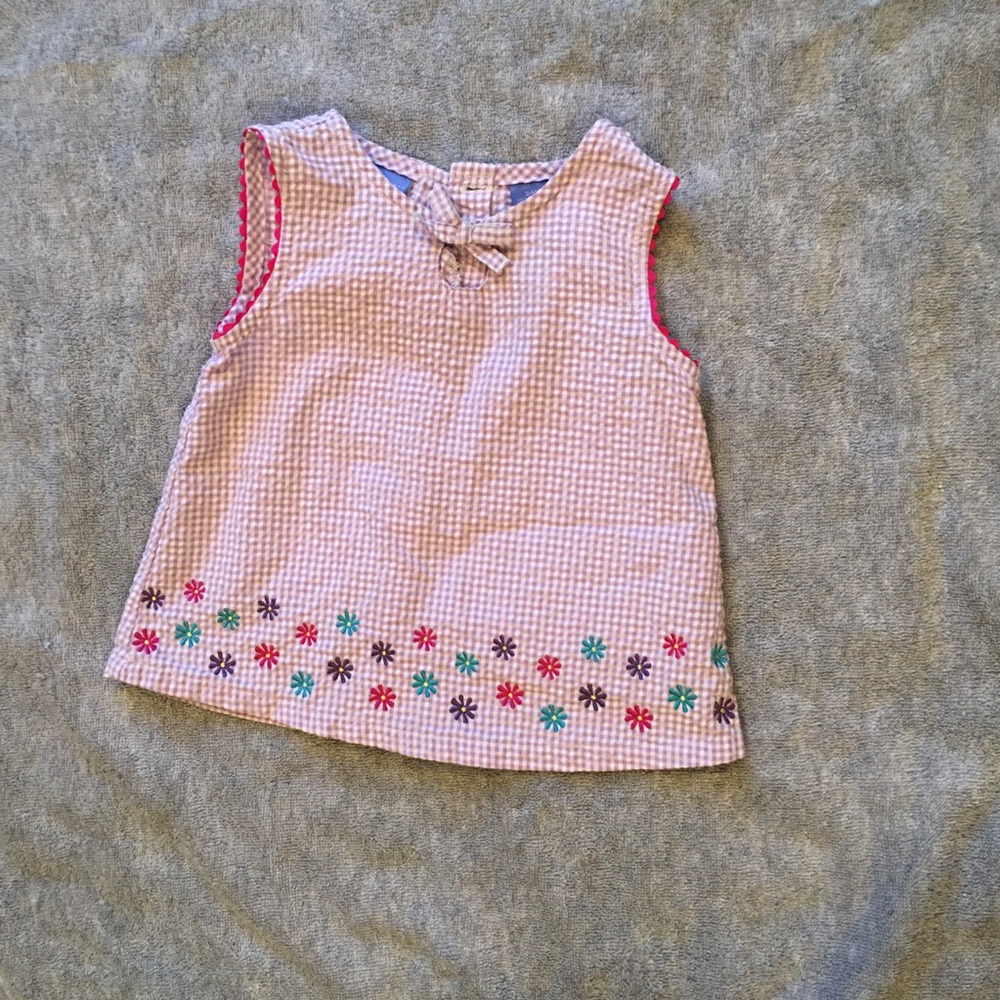 Girl’s top; Size: 24 mos